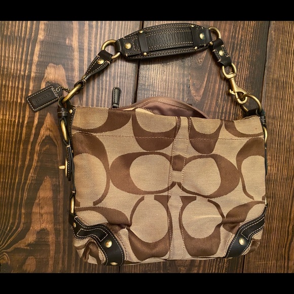 Coach purse (authentic!) - Picture 2 of 5